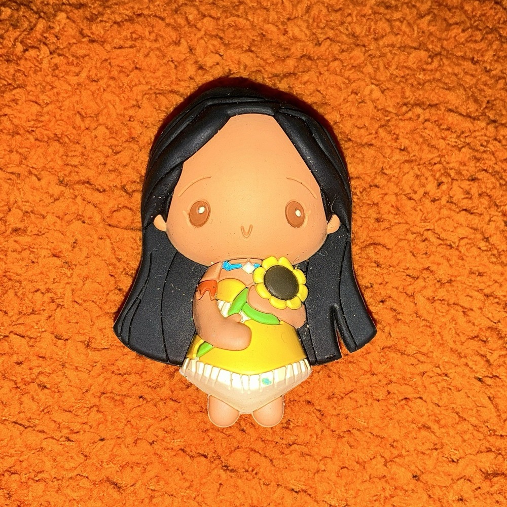 Disney Pocahontas Flower Romance Series 14 Figure Monogram Sunflower Princess